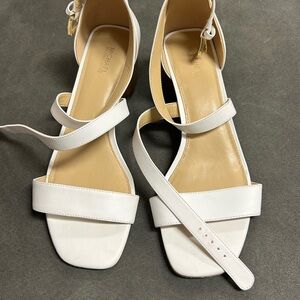 Michael Kors Elegant White Sandals